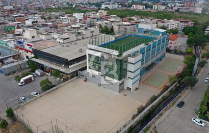 BORNOVODA OKUL VE ÇOK AMAÇLI KULLANIMA UYGUN SATILIK TİCARİ BİNA