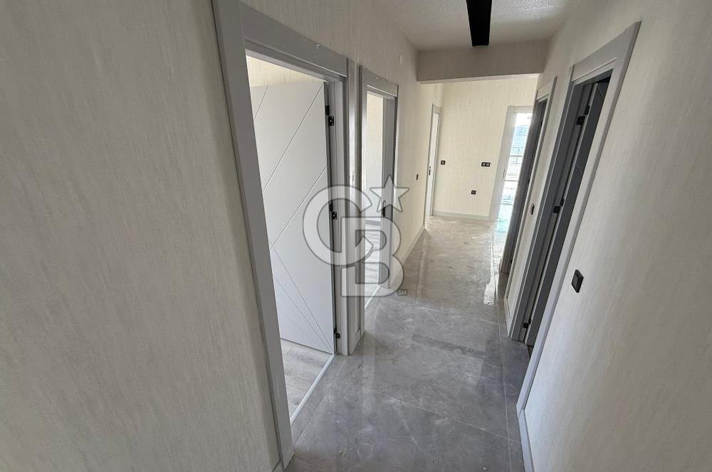 CUMHURİYET MAHALLESİ OTURUMA HAZIR ÇİFT BALKON 4+1 SATILIK DAİRE