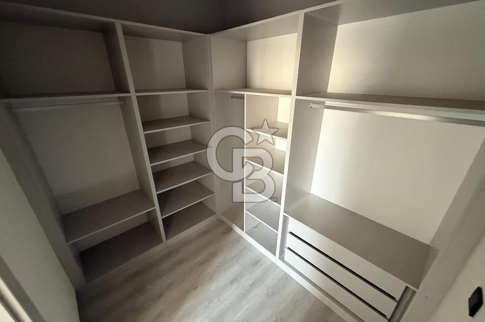 CUMHURİYET MAHALLESİ OTURUMA HAZIR ÇİFT BALKON 4+1 SATILIK DAİRE