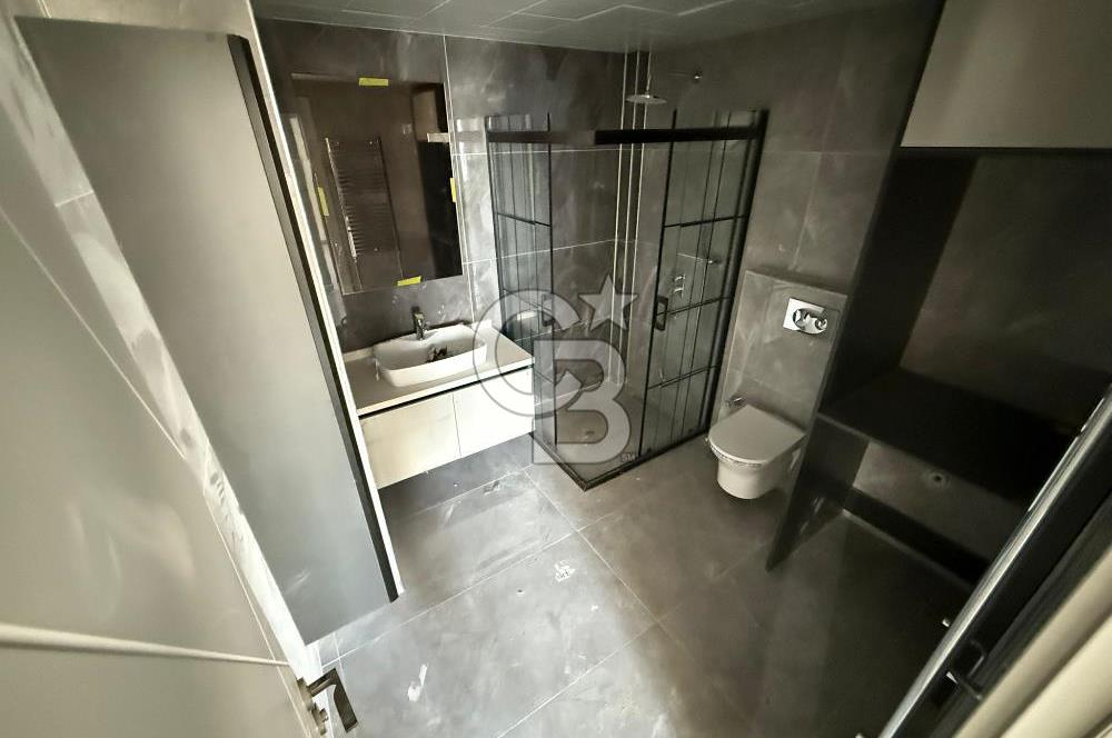 CUMHURİYET MAHALLESİ OTURUMA HAZIR ÇİFT BALKON 4+1 SATILIK DAİRE