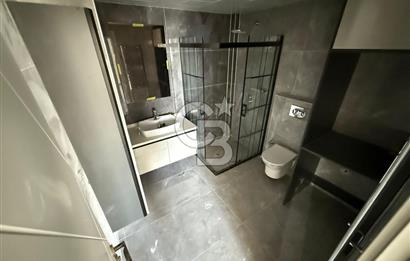 CUMHURİYET MAHALLESİ OTURUMA HAZIR ÇİFT BALKON 4+1 SATILIK DAİRE