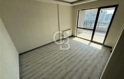CUMHURİYET MAHALLESİ OTURUMA HAZIR ÇİFT BALKON 4+1 SATILIK DAİRE