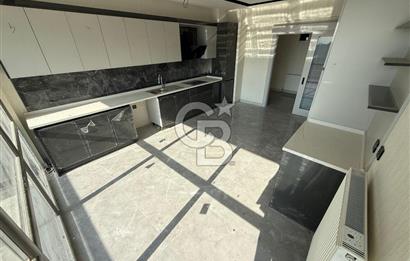 CUMHURİYET MAHALLESİ OTURUMA HAZIR ÇİFT BALKON 4+1 SATILIK DAİRE