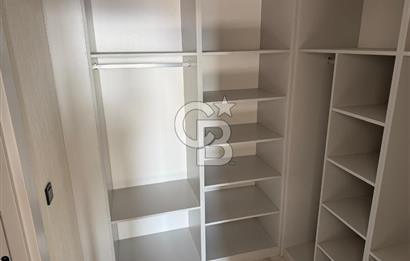 CUMHURİYET MAHALLESİ OTURUMA HAZIR ÇİFT BALKON 4+1 SATILIK DAİRE