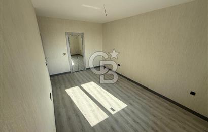 CUMHURİYET MAHALLESİ OTURUMA HAZIR ÇİFT BALKON 4+1 SATILIK DAİRE