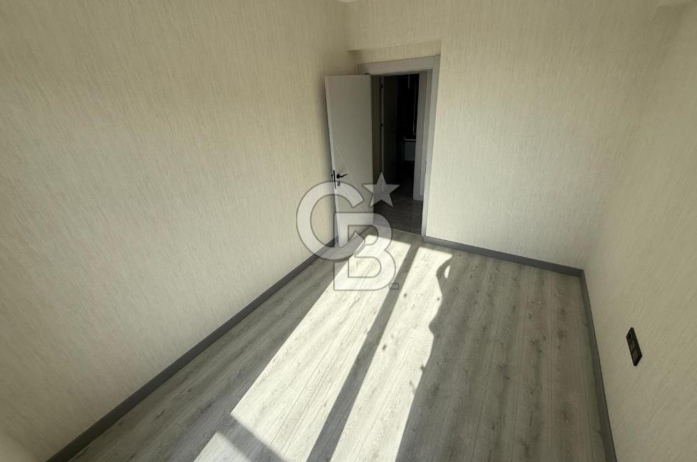 CUMHURİYET MAHALLESİ OTURUMA HAZIR ÇİFT BALKON 4+1 SATILIK DAİRE