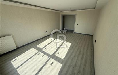 CUMHURİYET MAHALLESİ OTURUMA HAZIR ÇİFT BALKON 4+1 SATILIK DAİRE