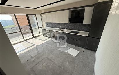 CUMHURİYET MAHALLESİ OTURUMA HAZIR ÇİFT BALKON 4+1 SATILIK DAİRE