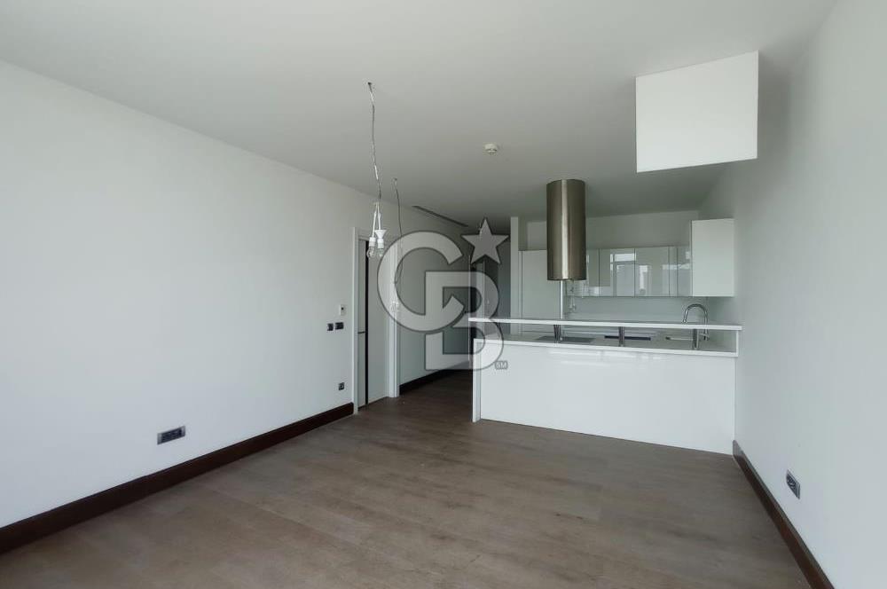 MAHMUTBEY BASIN EKSPRES'DE BULUNAN A++PLUS PROJEDE KİRALIK OFİS