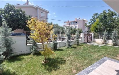 ŞARKÖY'DE EŞSİZ DENİZ MANZARALI VİLLA   