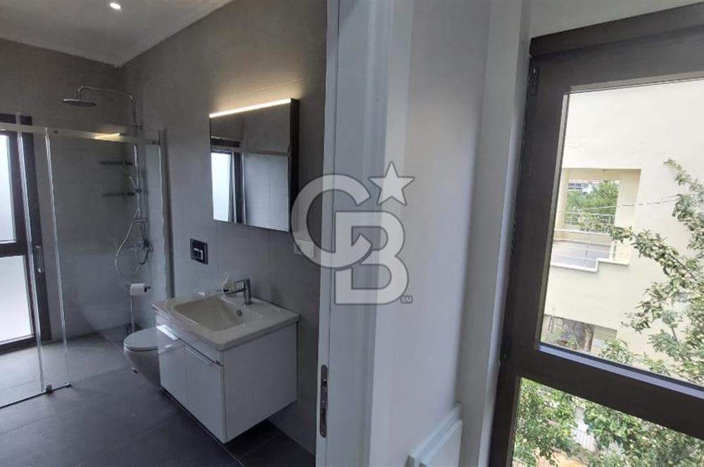 ŞARKÖY'DE EŞSİZ DENİZ MANZARALI VİLLA   