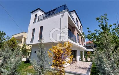 ŞARKÖY'DE EŞSİZ DENİZ MANZARALI VİLLA   