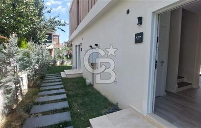 ŞARKÖY'DE EŞSİZ DENİZ MANZARALI VİLLA   