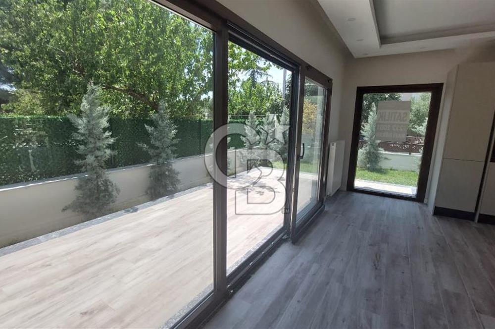 ŞARKÖY'DE EŞSİZ DENİZ MANZARALI VİLLA   