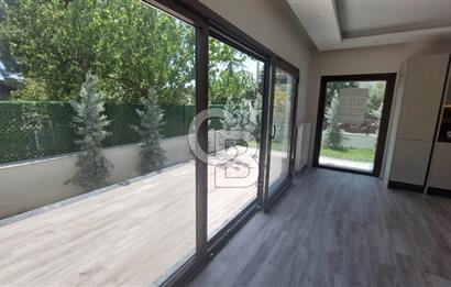 ŞARKÖY'DE EŞSİZ DENİZ MANZARALI VİLLA   