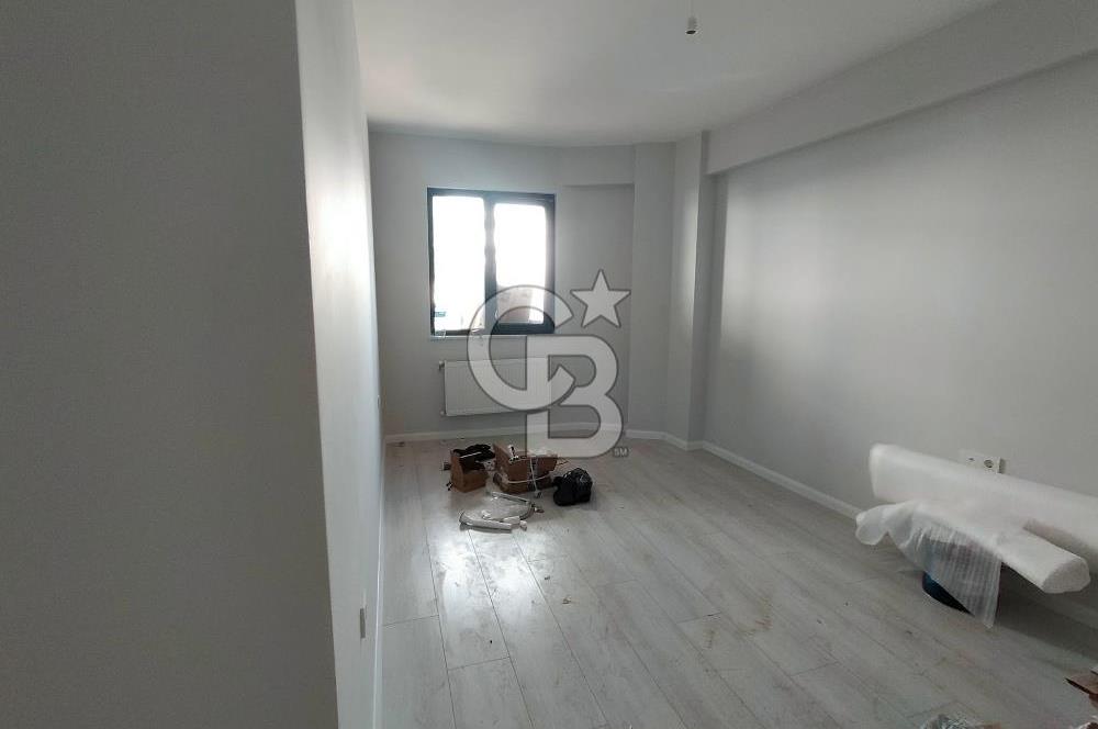 Kepez Meydanda Ön Cephe Ayrı Mutfaklı Sıfır Yüksek Giriş Daire