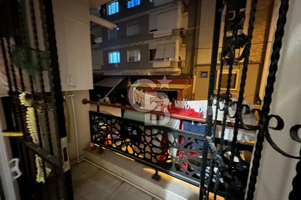 Çiğli Yenimahallede 11 Yaşında, Açık Otoparklı Giriş Kat 3+1