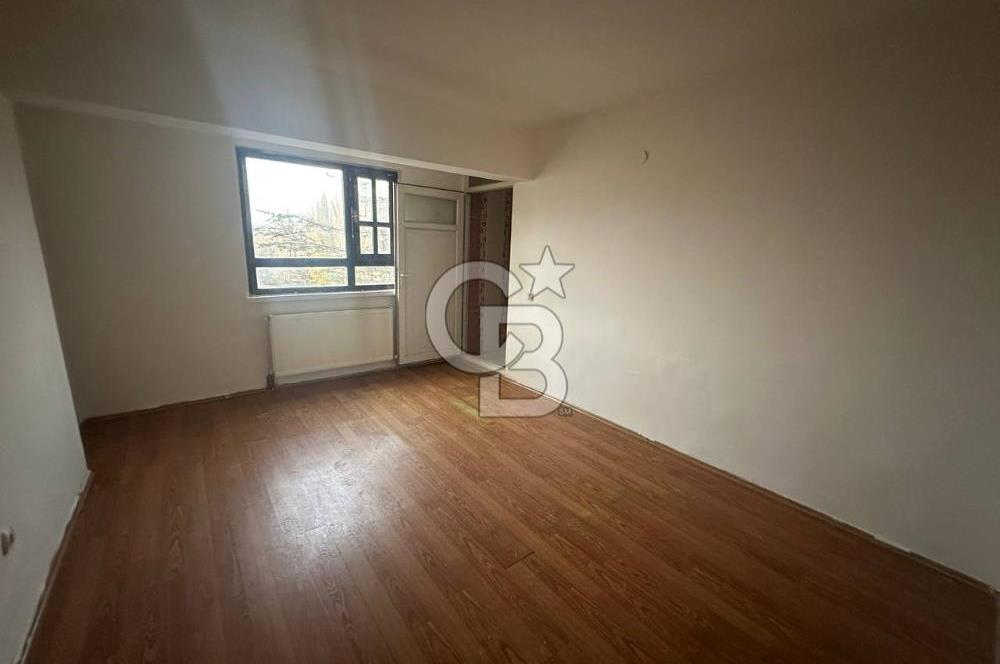 Alacaatlı Cad. 170 m², 4+1, 3 Balkonlu, Kiralık 1.Kat (Ara Kat)