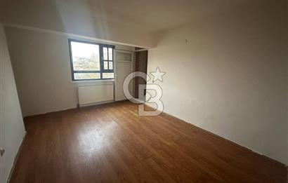 Alacaatlı Cad. 170 m², 4+1, 3 Balkonlu, Kiralık 1.Kat (Ara Kat)