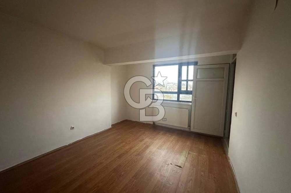 Alacaatlı Cad. 170 m², 4+1, 3 Balkonlu, Kiralık 1.Kat (Ara Kat)