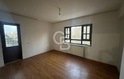 Alacaatlı Cad. 170 m², 4+1, 3 Balkonlu, Kiralık 1.Kat (Ara Kat)