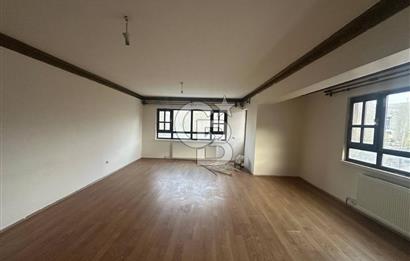 Alacaatlı Cad. 170 m², 4+1, 3 Balkonlu, Kiralık 1.Kat (Ara Kat)
