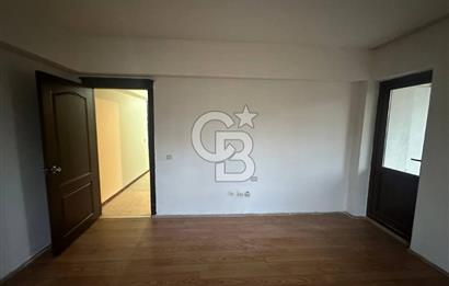 Alacaatlı Cad. 170 m², 4+1, 3 Balkonlu, Kiralık 1.Kat (Ara Kat)