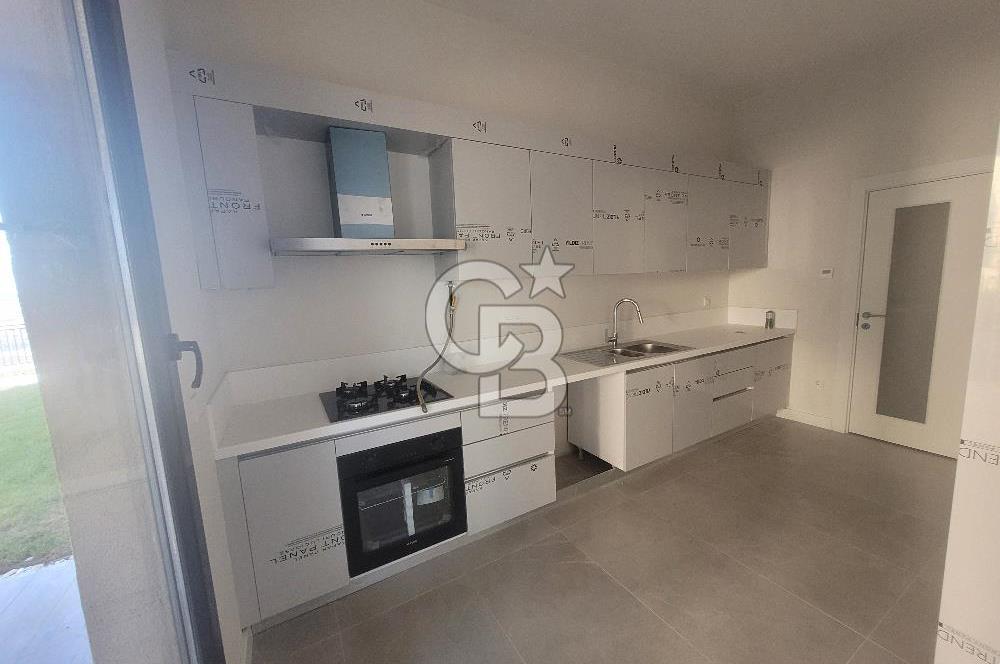 Emlakkonut Vadievleri 2.kisim Satilik 3+1 daire önden bahçeli 