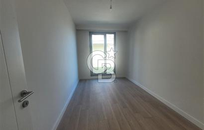 Emlakkonut Vadievleri 2.kisim Satilik 3+1 daire önden bahçeli 