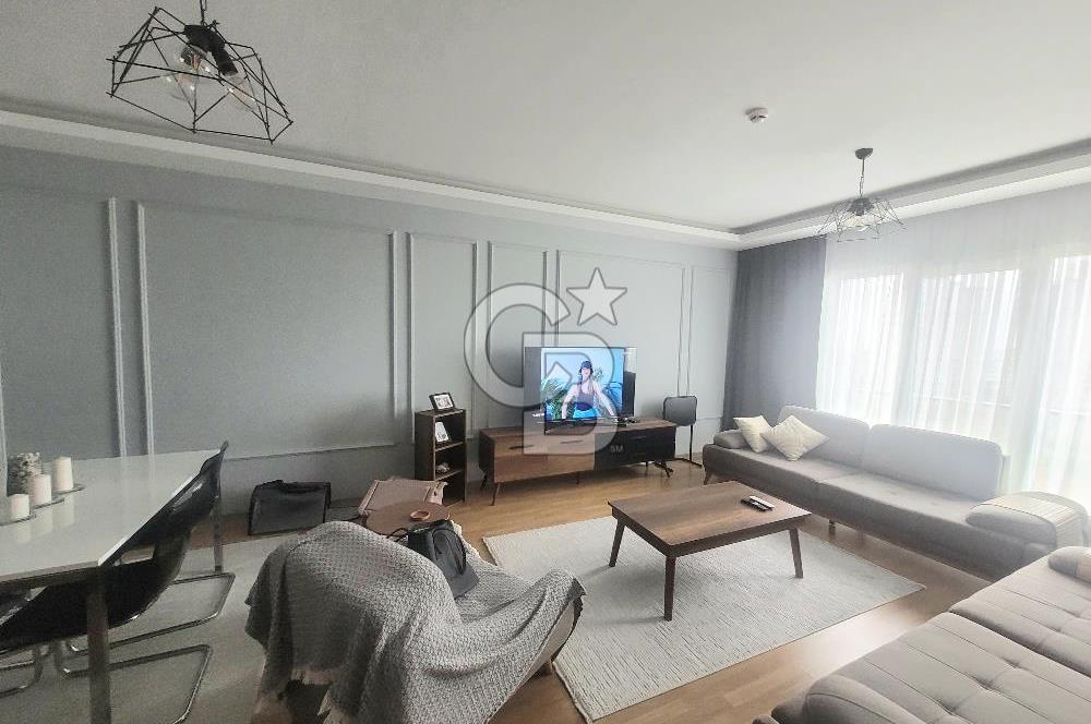Beylikduzu Kristalşehir Sitesinde Satılık 2+1 daire