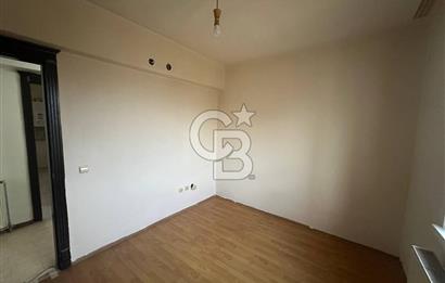 Alacaatlı Cad. 170 m², 4+1, 3 Balkonlu, Kiralık 1.Kat (Ara Kat)