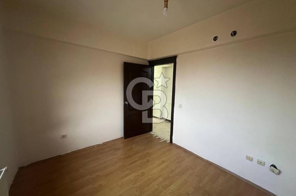 Alacaatlı Cad. 170 m², 4+1, 3 Balkonlu, Kiralık 1.Kat (Ara Kat)