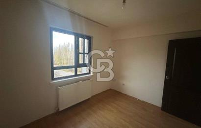 Alacaatlı Cad. 170 m², 4+1, 3 Balkonlu, Kiralık 1.Kat (Ara Kat)