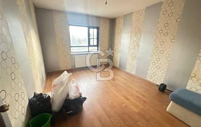 Alacaatlı Cad. 170 m², 4+1, 3 Balkonlu, Kiralık 1.Kat (Ara Kat)