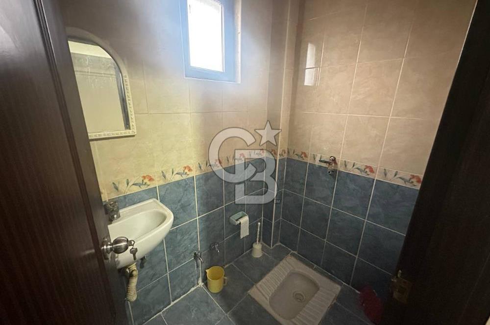 Alacaatlı Cad. 170 m², 4+1, 3 Balkonlu, Kiralık 1.Kat (Ara Kat)