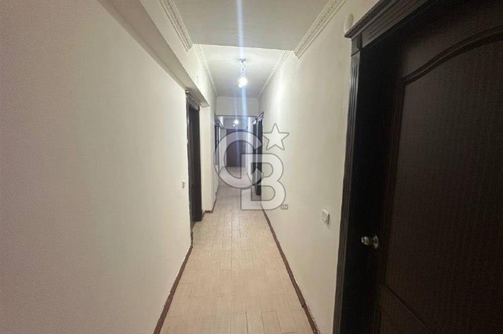 Alacaatlı Cad. 170 m², 4+1, 3 Balkonlu, Kiralık 1.Kat (Ara Kat)