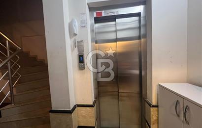 Çiğli Yenimahallede 11 Yaşında, Açık Otoparklı Giriş Kat 3+1