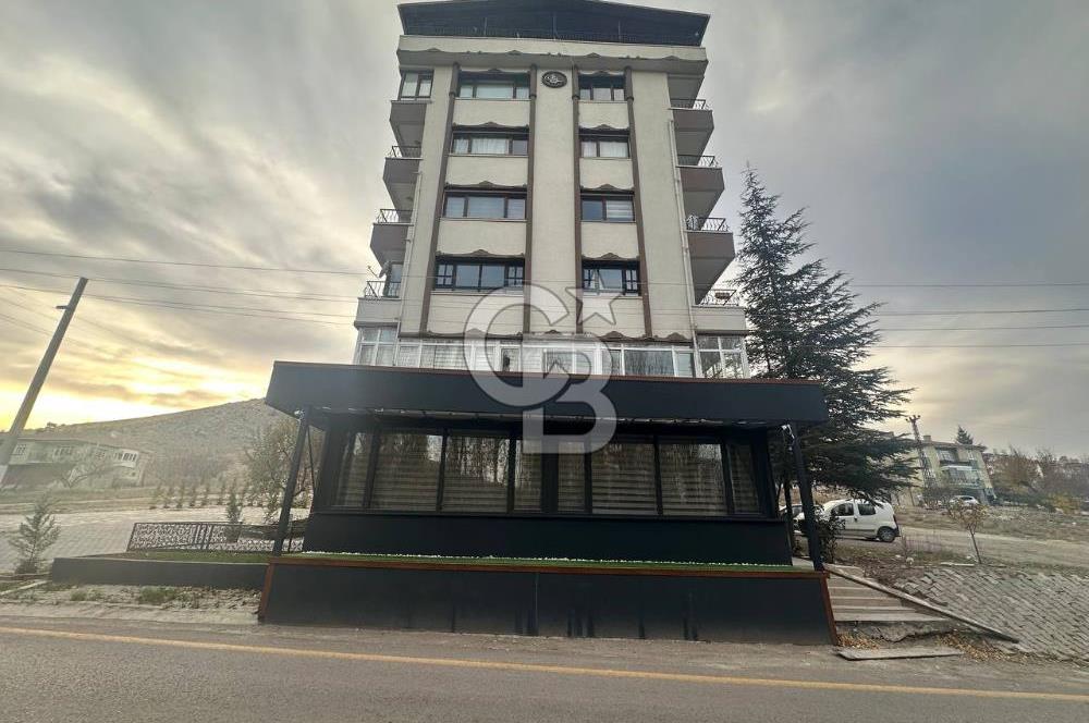 Alacaatlı Cad. 170 m², 4+1, 3 Balkonlu, Kiralık 1.Kat (Ara Kat)