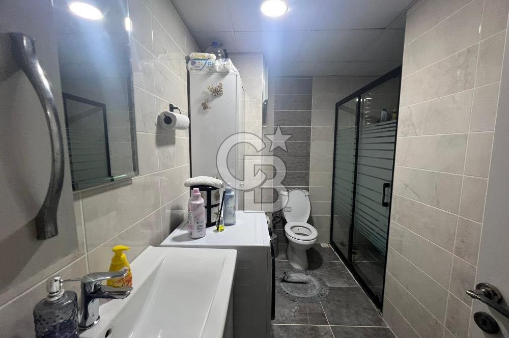 Çiğli Yenimahallede 11 Yaşında, Açık Otoparklı Giriş Kat 3+1