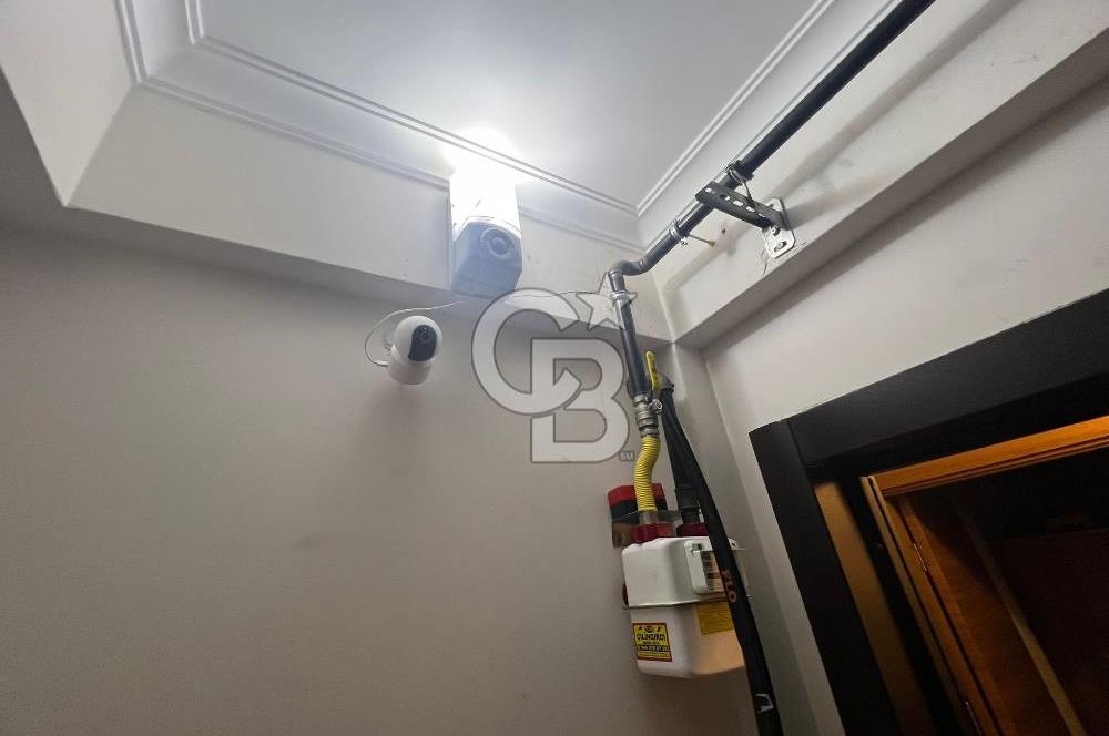 Çiğli Yenimahallede 11 Yaşında, Açık Otoparklı Giriş Kat 3+1