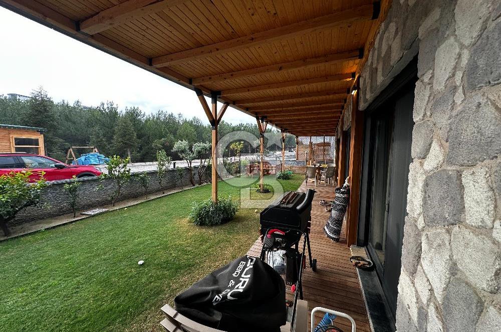 SEYREK VİLLAKENT YARGI VİLLALARINDA SATILIK BAHÇELİ 4+1 DAİRE