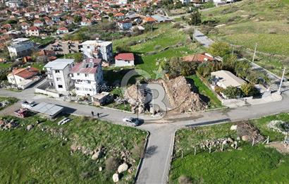 ALİAĞA HELVACI HATUNDERE DE MÜSTAKİL PARSEL KÖŞE İMARLI ARSA