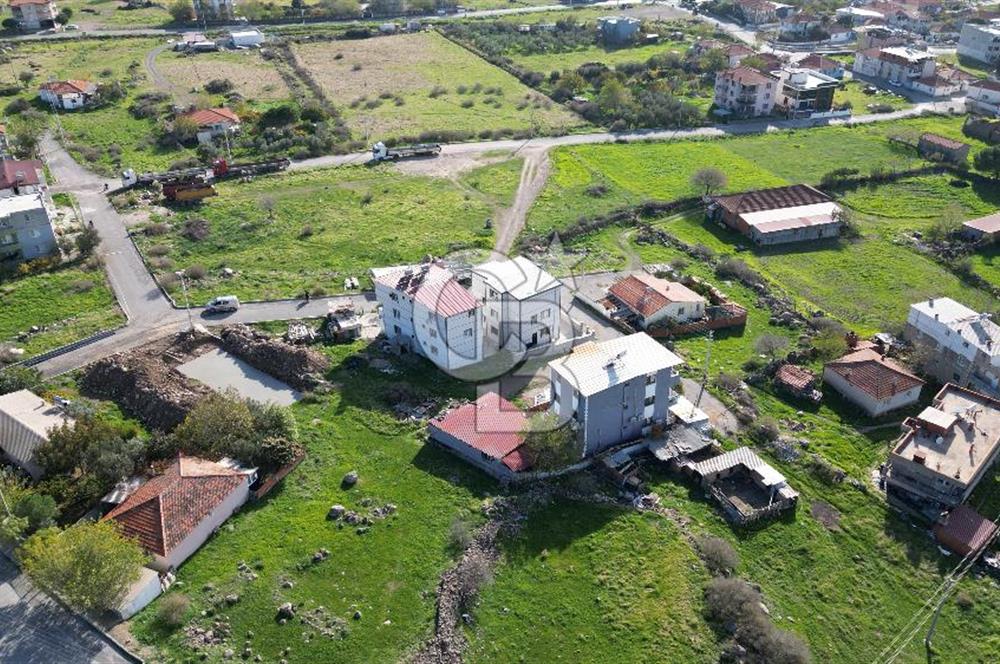 ALİAĞA HELVACI HATUNDERE DE MÜSTAKİL PARSEL KÖŞE İMARLI ARSA