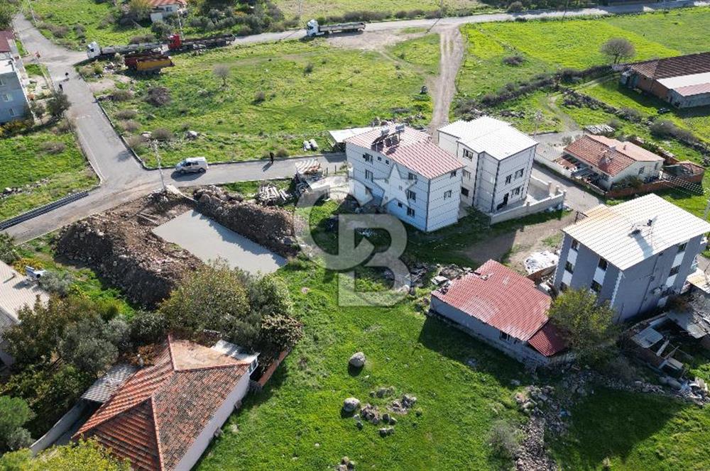 ALİAĞA HELVACI HATUNDERE DE MÜSTAKİL PARSEL KÖŞE İMARLI ARSA