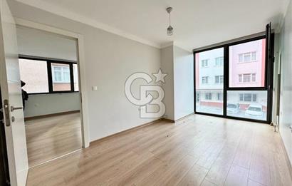 KAVAKLIDERE BAĞIŞ SOKAK YENİ BİNADA GENİŞ KİRALIK 1+1 DAİRE