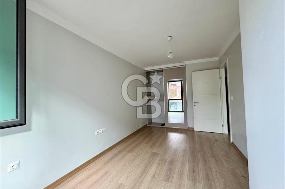 KAVAKLIDERE BAĞIŞ SOKAK YENİ BİNADA GENİŞ KİRALIK 1+1 DAİRE