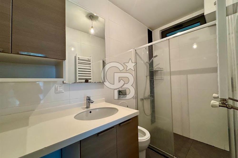 KAVAKLIDERE BAĞIŞ SOKAK YENİ BİNADA GENİŞ KİRALIK 1+1 DAİRE