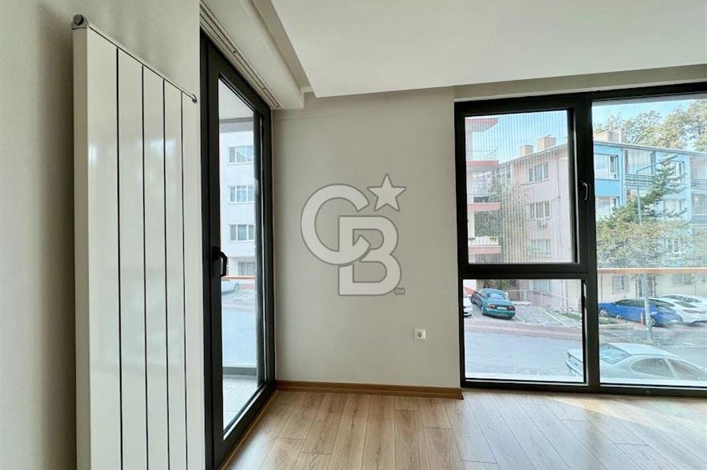 KAVAKLIDERE BAĞIŞ SOKAK YENİ BİNADA GENİŞ KİRALIK 1+1 DAİRE