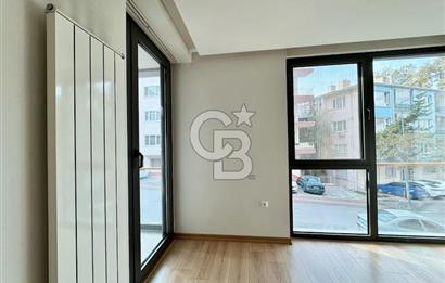 KAVAKLIDERE BAĞIŞ SOKAK YENİ BİNADA GENİŞ KİRALIK 1+1 DAİRE