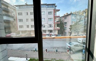 KAVAKLIDERE BAĞIŞ SOKAK YENİ BİNADA GENİŞ KİRALIK 1+1 DAİRE